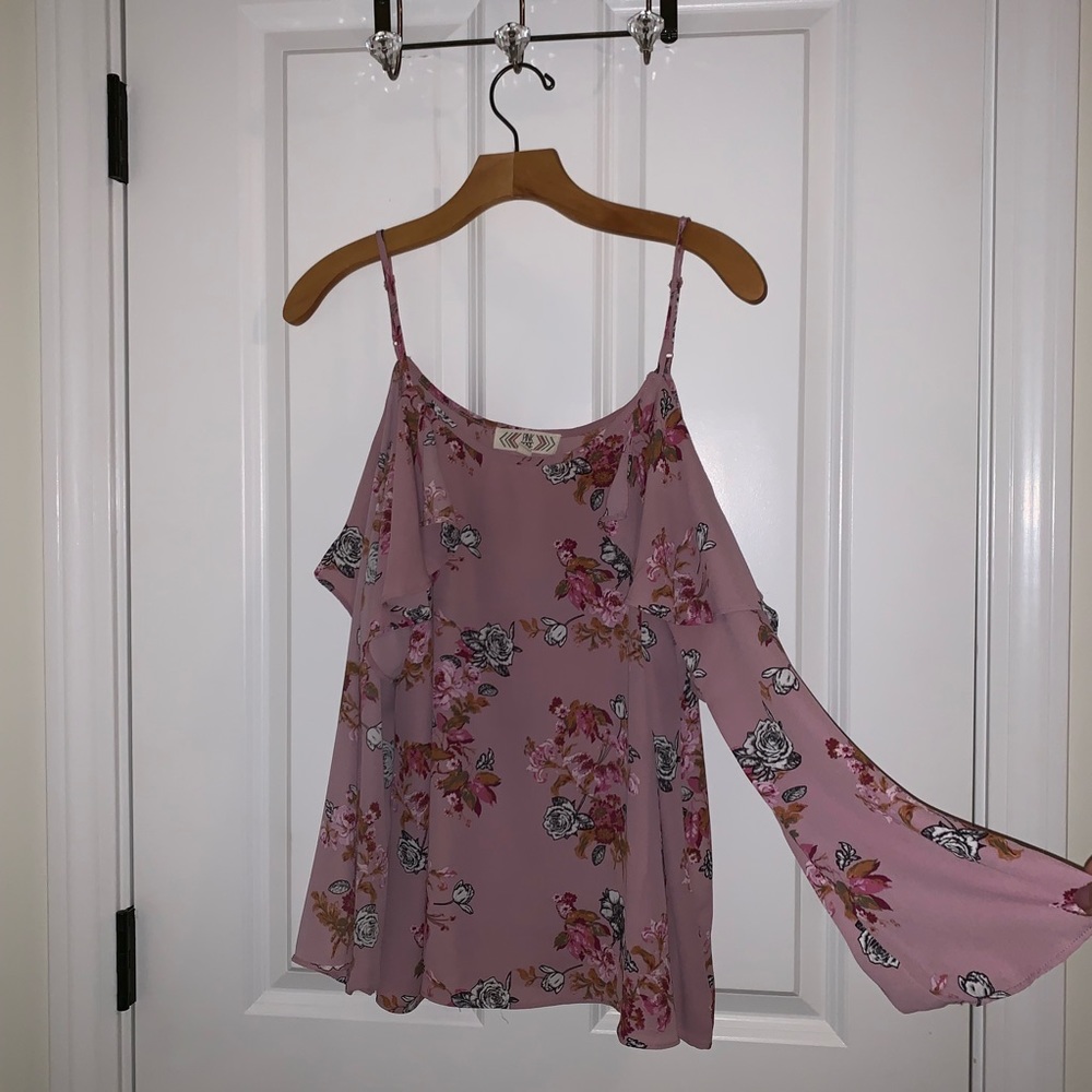 Floral print blouse, long sleeve, shoulder cutouts